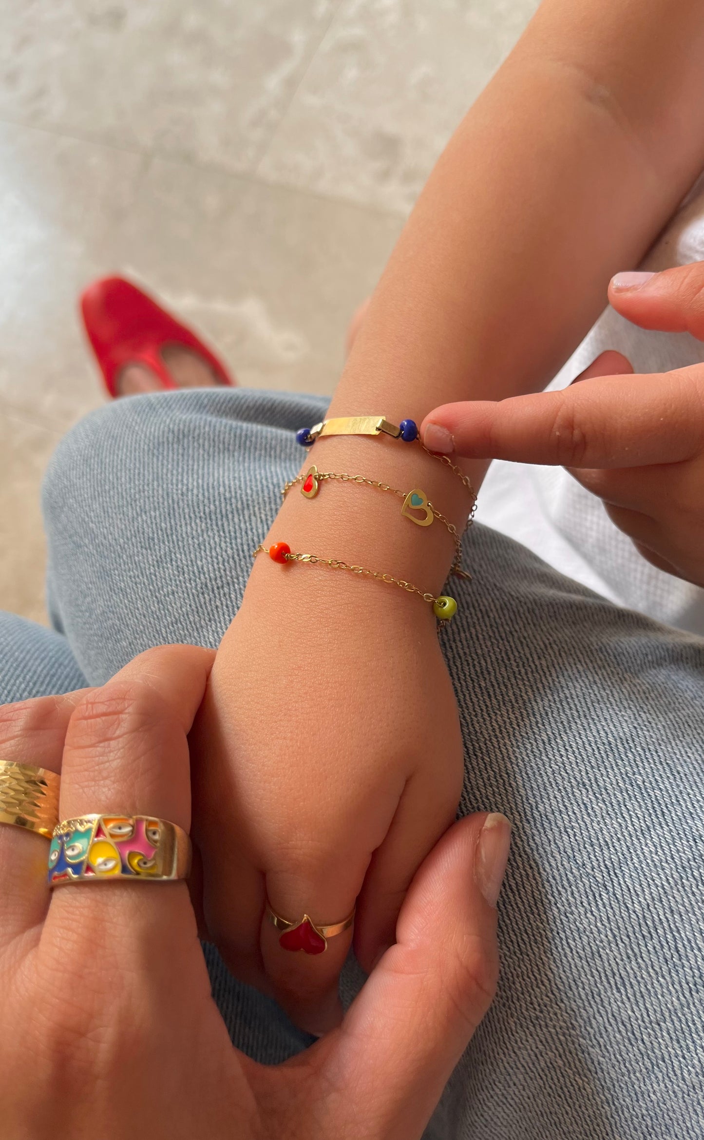 Initial 18k gold Bracelet