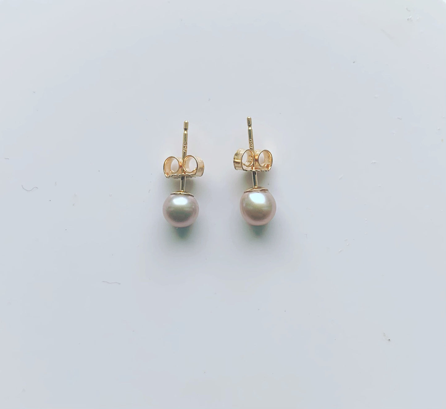 Classic Pearl Earrings